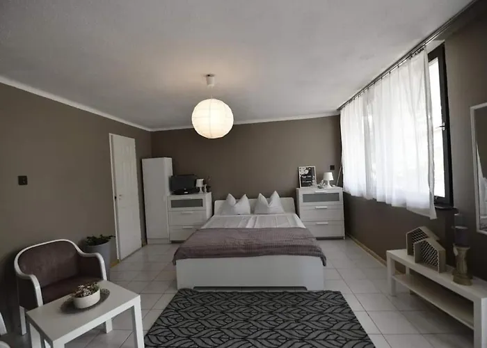 Mobius Haus Apartman *